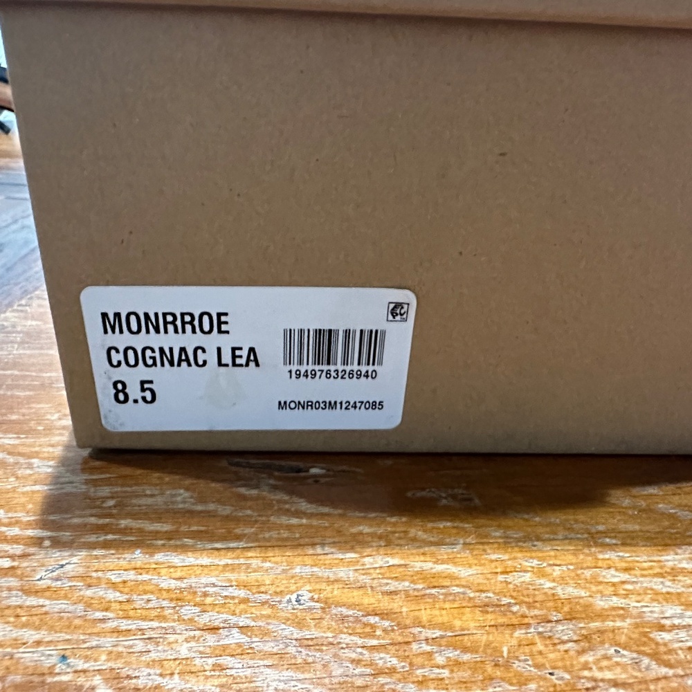 Steve Madden Congac Colored Men's Size 8.5 Dress Shoes